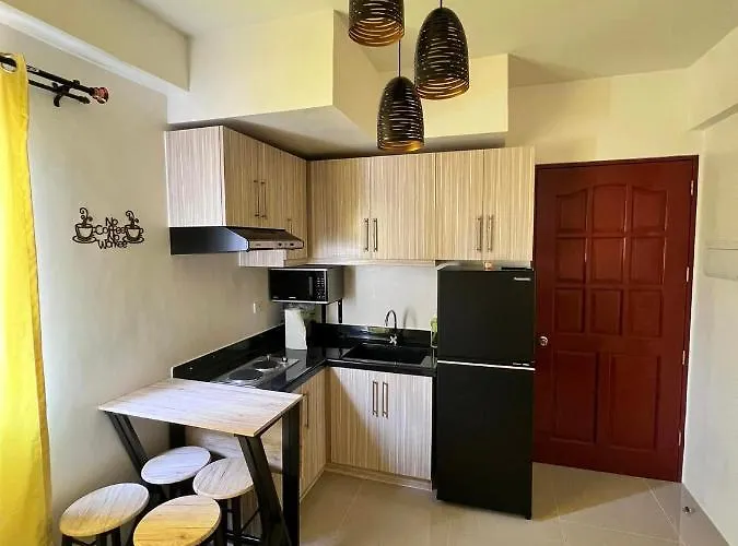 Cozy Almond Drive In Cebu